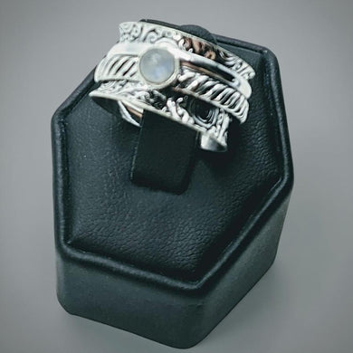Moonstone - Spinner, Ring