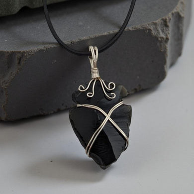 A Shard Of Night - Arrowhead - Necklace