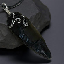 Load image into Gallery viewer, The Earthward Guardian - Arrowhead - Necklace