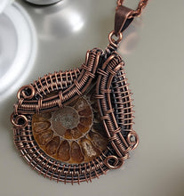 Load image into Gallery viewer, Ancient Embrace - Ammolite - Necklace