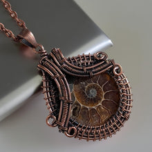 Load image into Gallery viewer, Ancient Embrace - Ammolite - Necklace