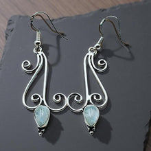Load image into Gallery viewer, Moonstone - Earrings.