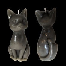 Load image into Gallery viewer, A Glimmer of Moonlight - The Luna Candle