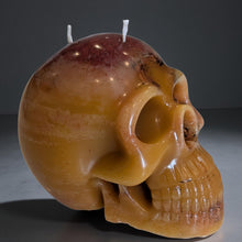 Load image into Gallery viewer, The Vivere Defiant - Skull - Candle