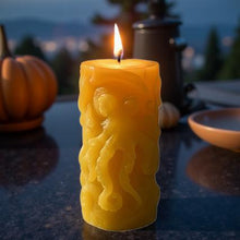Load image into Gallery viewer, The Deep Diver - Octopus - Candle