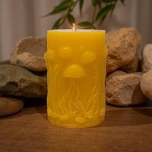 Load image into Gallery viewer, Island Drift - Jellyfish - Candle