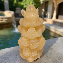 Load image into Gallery viewer, The Woodland Gatherer - Squirrel - Candle