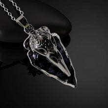 Load image into Gallery viewer, Arrowhead - Shadow Wing Talisman - Raven