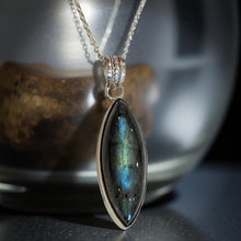 Load image into Gallery viewer, Lumina of the Mist - Labradorite - Necklace