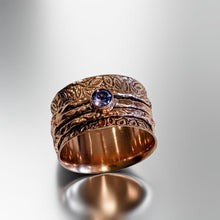 Load image into Gallery viewer, Amethyst Echoes in Copper - Spinner Ring