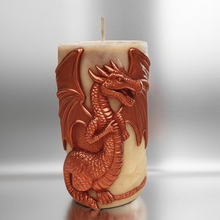 Load image into Gallery viewer, Echo of the Drake - Candle