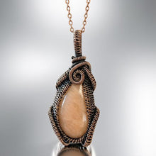 Load image into Gallery viewer, Echo of the Sun - Sunstone - Necklace