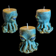 Load image into Gallery viewer, The Tides of Tortuga - Octopus - Candle