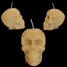 Load image into Gallery viewer, The Memento Echo - Skull - Candle