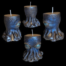 Load image into Gallery viewer, Legacy of the Deep Blue - Octopus - Candle