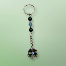 Load image into Gallery viewer, Keychain - 4 leaf Clover