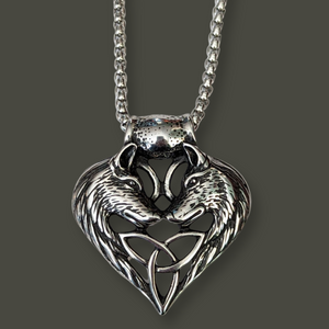 Wolf Triquetra pendant & Chain