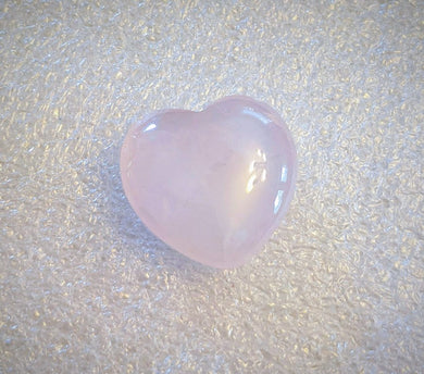 Small Rose Quartz Heart 22mmX22mmX10 - Echo of a Stone 